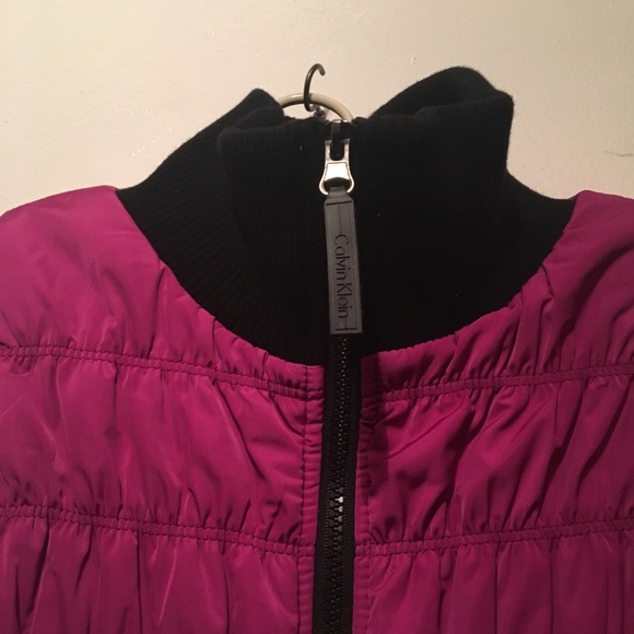 Calvin Klein Performance puffer zip-up vest jacket - Picture 4 of 8